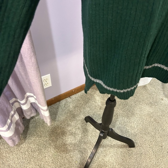 NWT Harry Potter Slytherin Crewneck Sweater - Picture 7 of 8